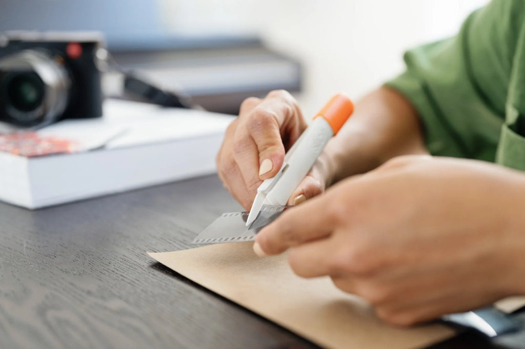 Slice 10595 Self-Opening Scissors | Easy-to-Use with Arthritis or Other Dexterity Issues, Ideal for Sewing, Tailoring & Fibre Artists | Finger Friendly Ceramic Safety Knife Blade