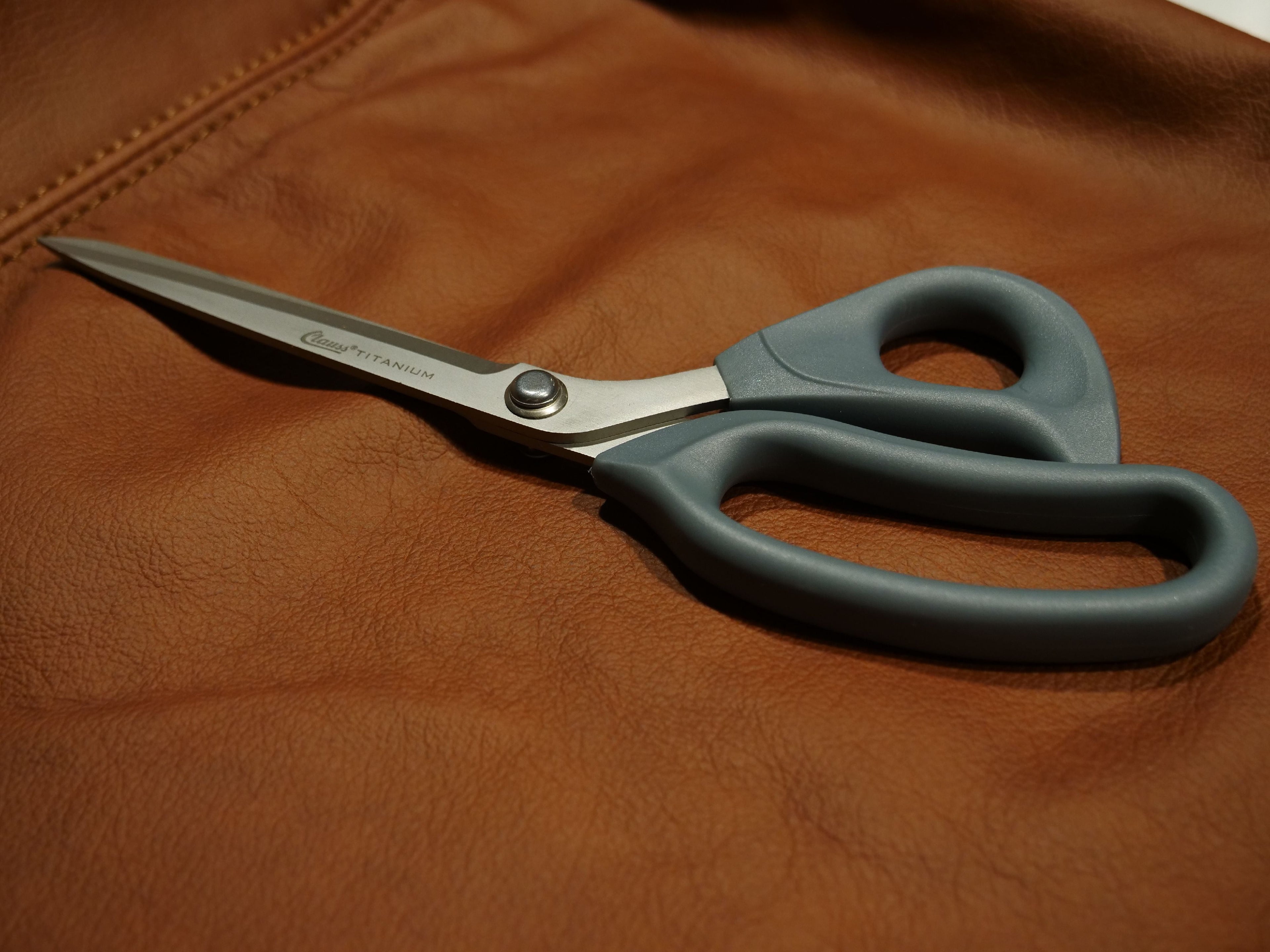 Clauss Ultraflex Titanium  Bonded Shears with Adjustable Tension, 10", Bent Handle