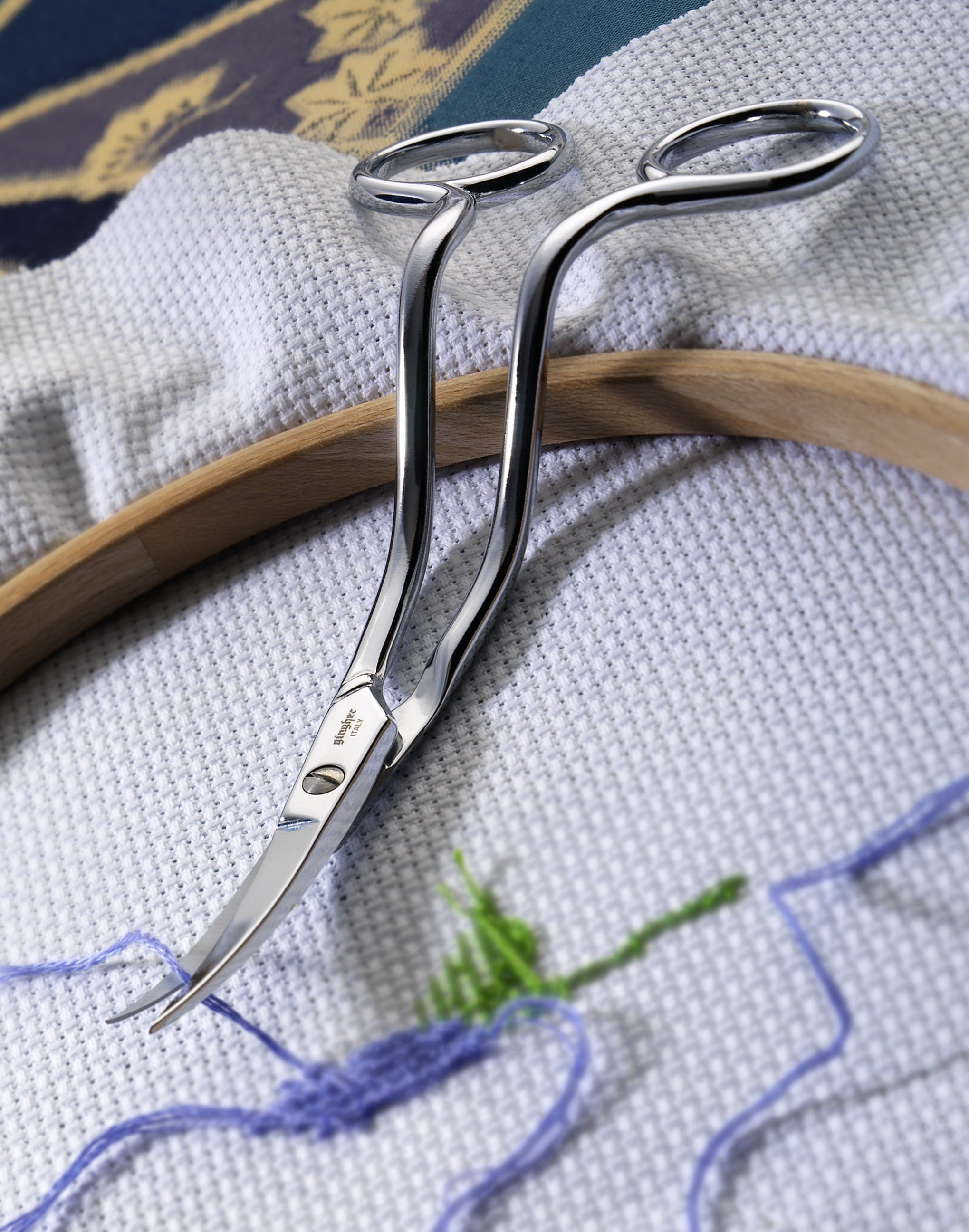 Gingher Double-Curved Machine Embroidery Scissor 6", Sliver